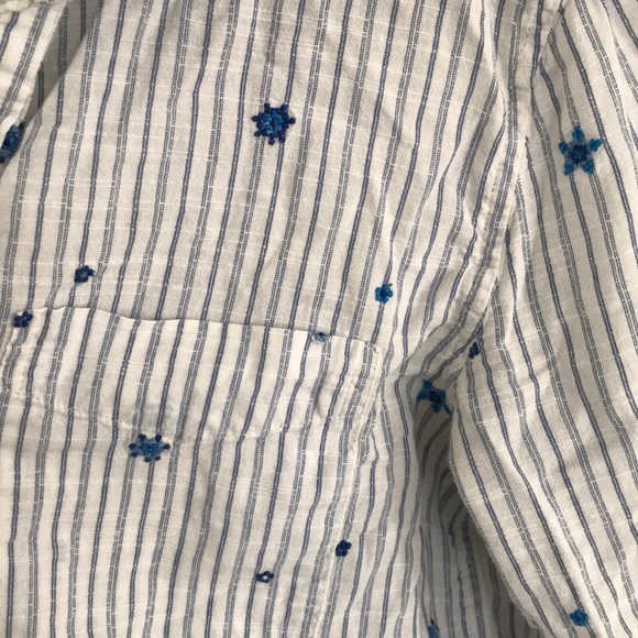 Embroidered Blouse - Picture 3 of 3